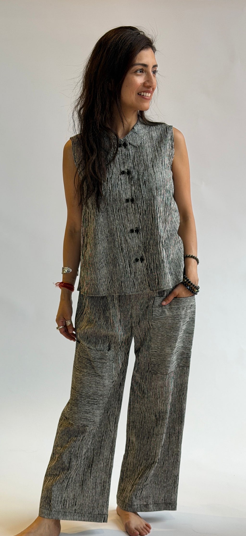 Sleeveless Twinbutton  Top - Stripes