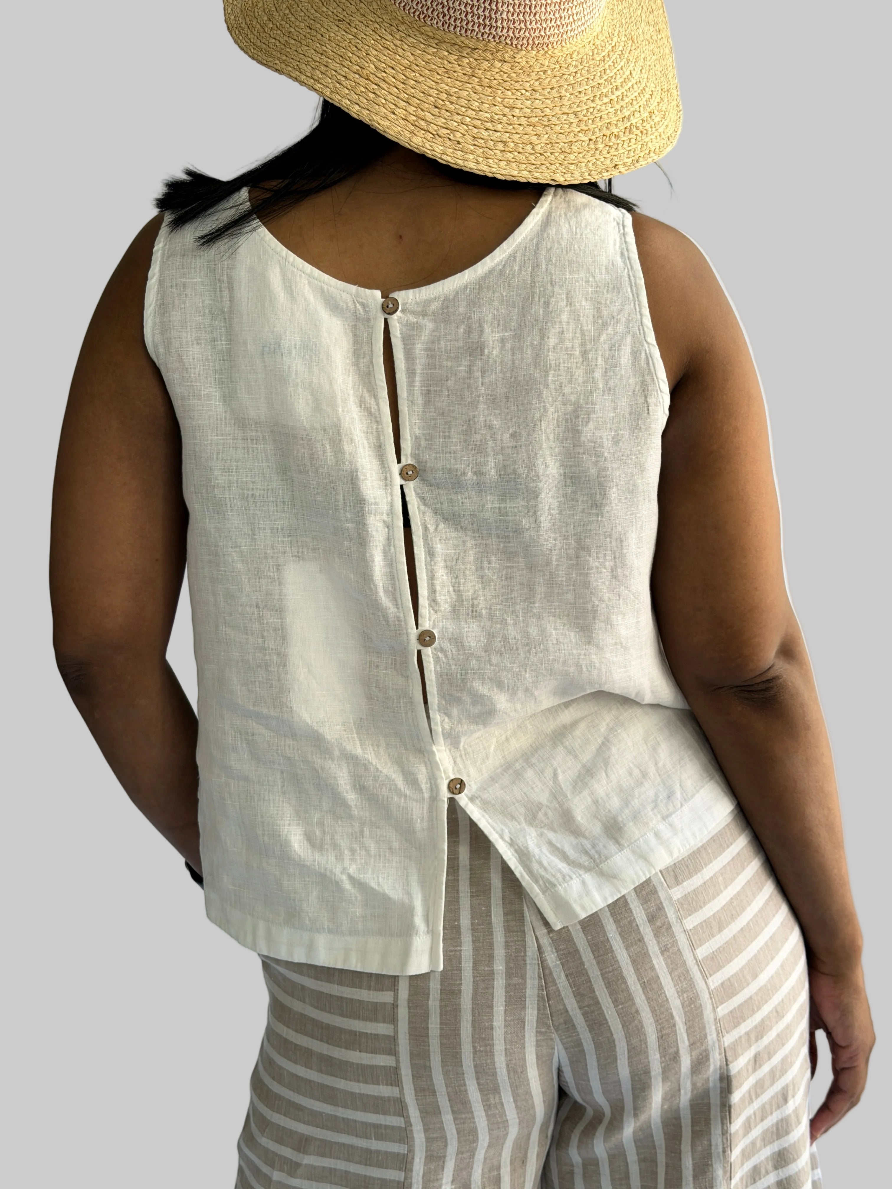 Sleeveless Back Button Top / Solid Color