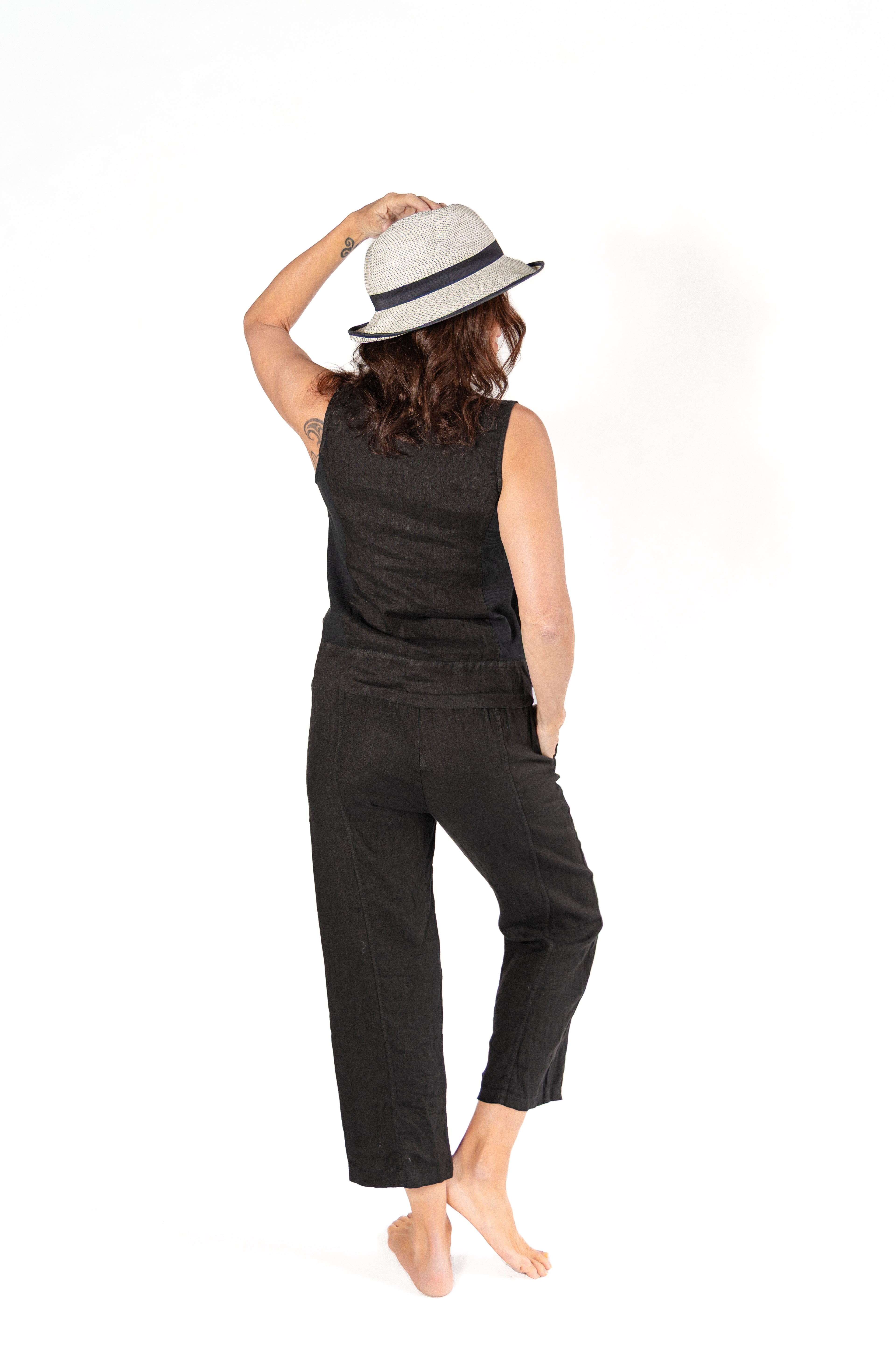 INW7578 Button Front Top